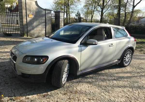 Volvo C30 cena 15000 przebieg: 239000, rok produkcji 2008 z Warszawa małe 46